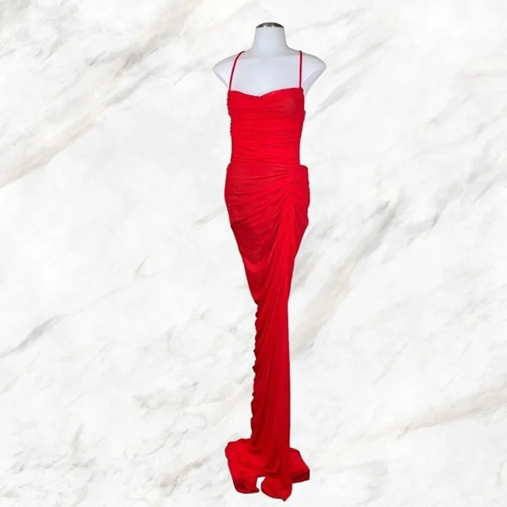 Michael Costello xRevolve Follie Gown in Red - Picture 4 of 12